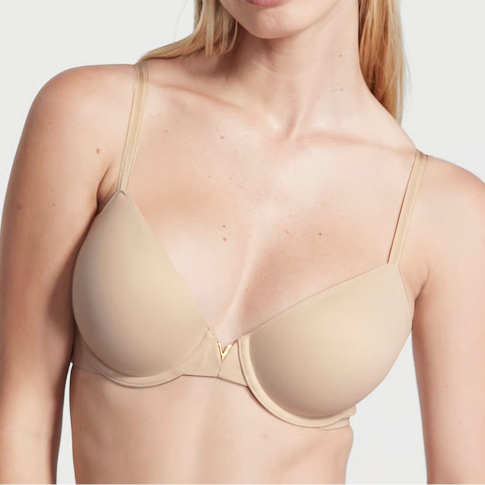 Victoria Secret Love Cloud Lightly Lined Full Coverage Bra 38D - Marzipan color